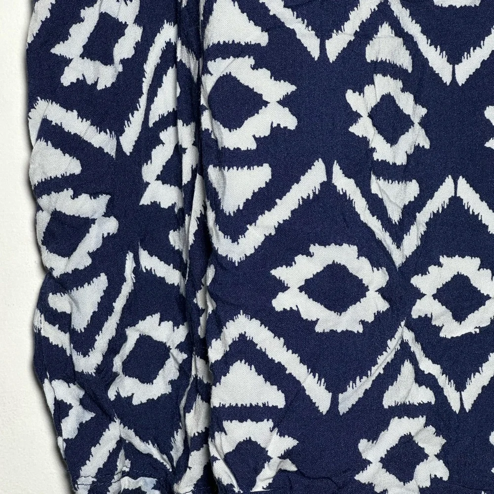 No Boundaries chic geometric